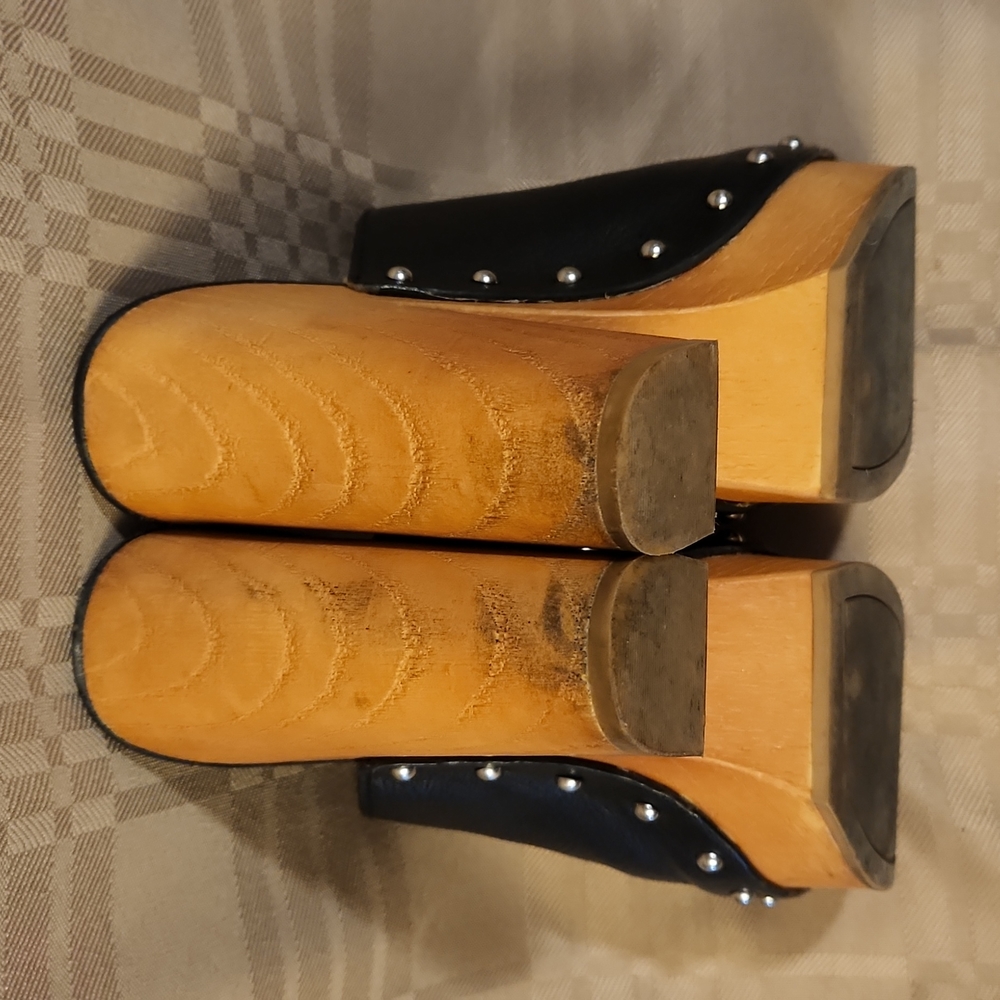 BCBGeneration Karena Platform Mules Size 6.5 - Picture 4 of 10